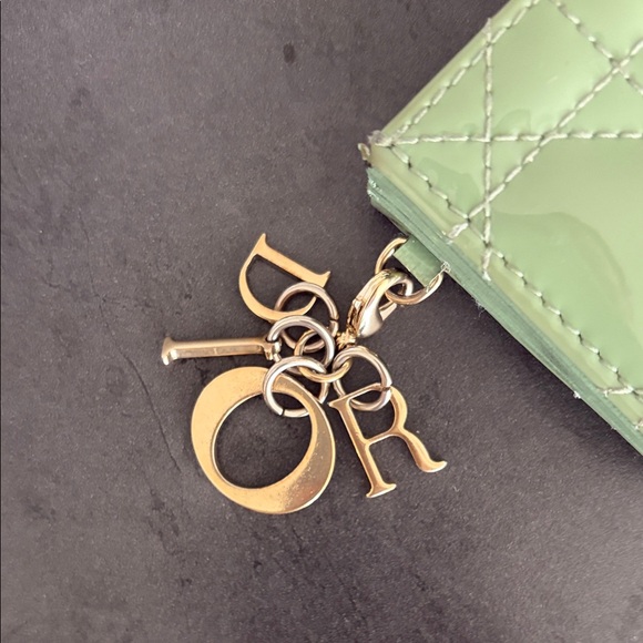 Dior Olive Green Patent Leather Key Holder - Picture 2 of 6